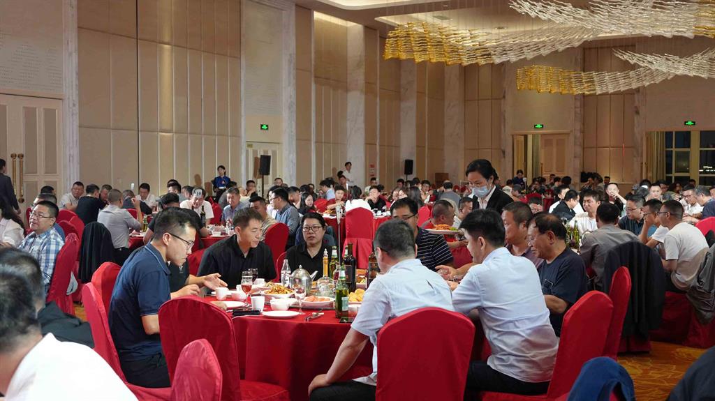 emc易倍·(中国)体育官方网站-EMCSPORTS